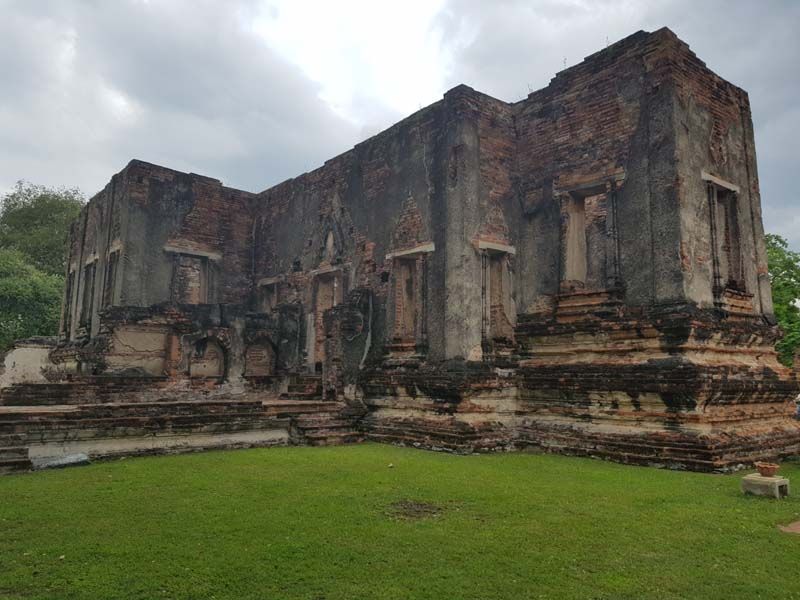 พระที่นั่งเย็น