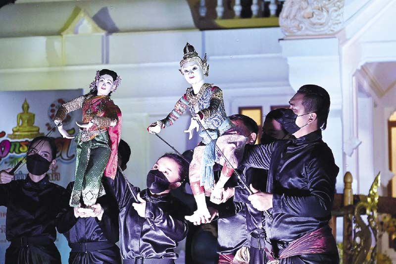 การแสดงหุ่นละครเล็กโจหลุยส์