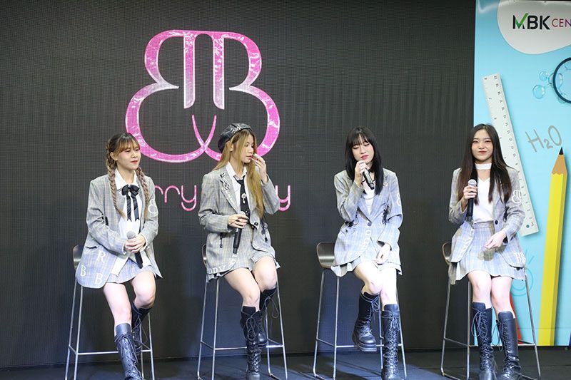 ศิลปินไอดอลเกิร์ลกรุ๊ปวง Berry Berry ร่วมแชร์เคล็ดลับเรียนยังไงให้เกรดออกมาดี
