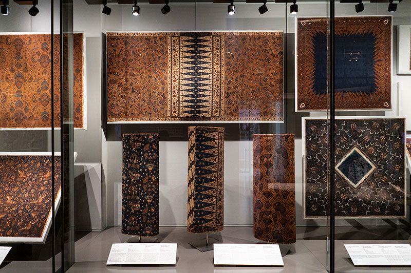 ผ้าบาติกลายต่างๆ

