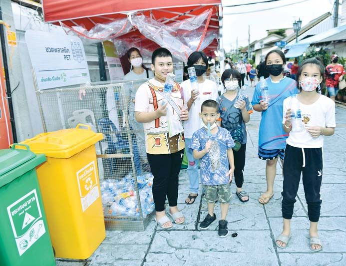รณรงค์ให้ชุมชนรวมทั้งนักท่องเที่ยวทั้งชาวไทยและชาวต่างชาติแยกขยะให้ถูกต้อง