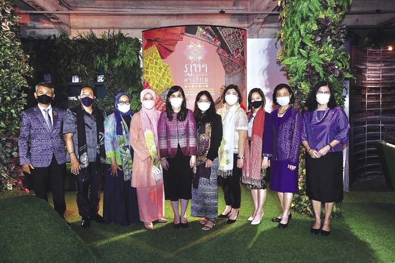 ยุถิกา อิศรางกูร ณ อยุธยา รองปลัด วธ.เป็นประธานเปิดงาน ร่วมด้วยผู้แทนสถานเอกอัครราชทูตอาเซียนประจำประเทศไทย