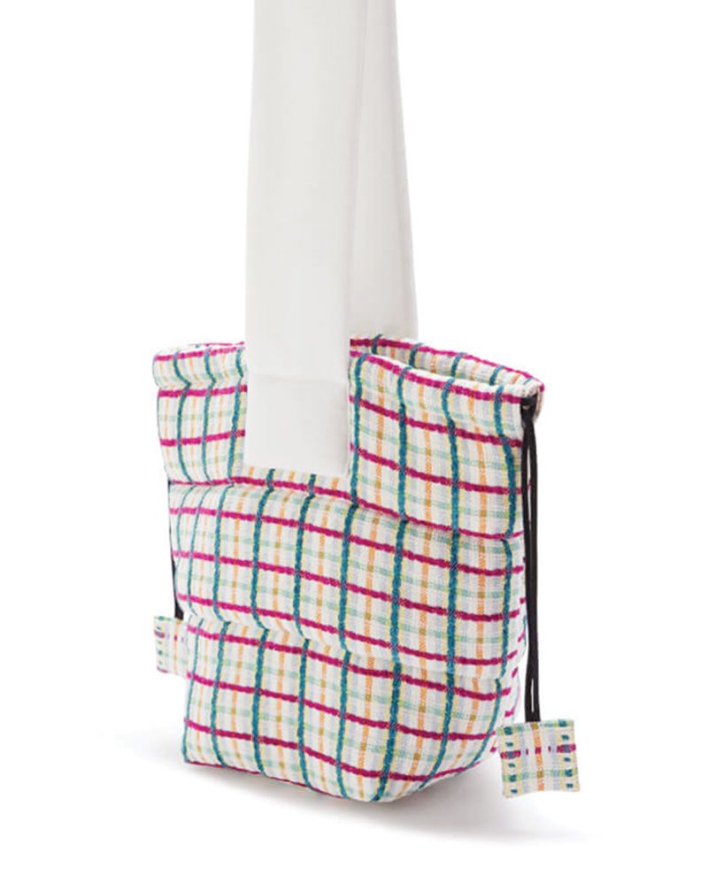 งานคราฟต์ดีไซน์ร่วมสมัย ทั้งเสื้อผ้า ของตกแต่งบ้าน และไม้ประดับนานาพันธุ์