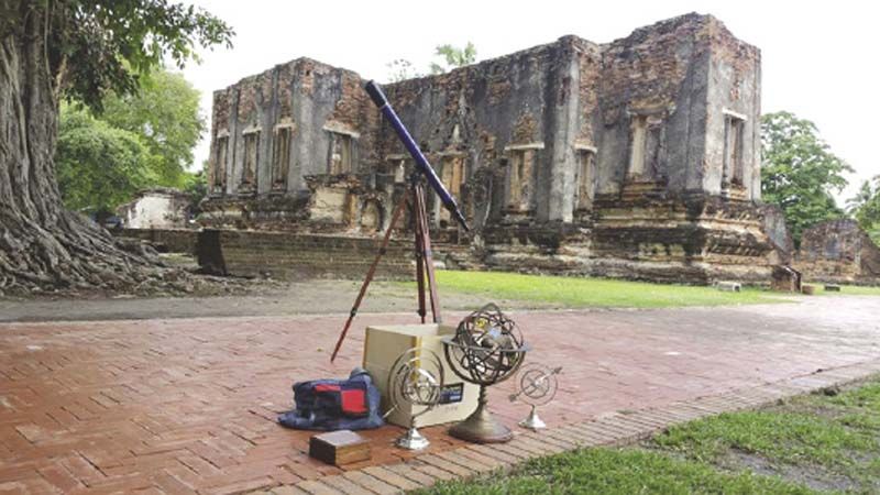 พระที่นั่งเย็นกับอุปกรณ์ดาราศาสตร์