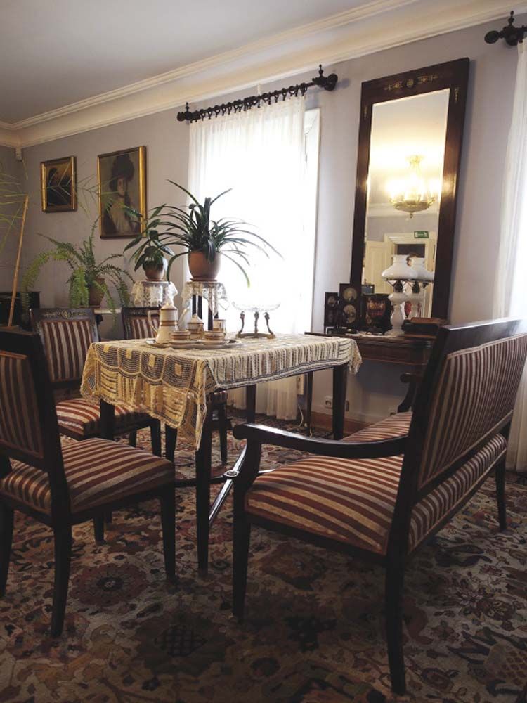 ตัวอย่างห้องรับแขกบ้านเศรษฐี