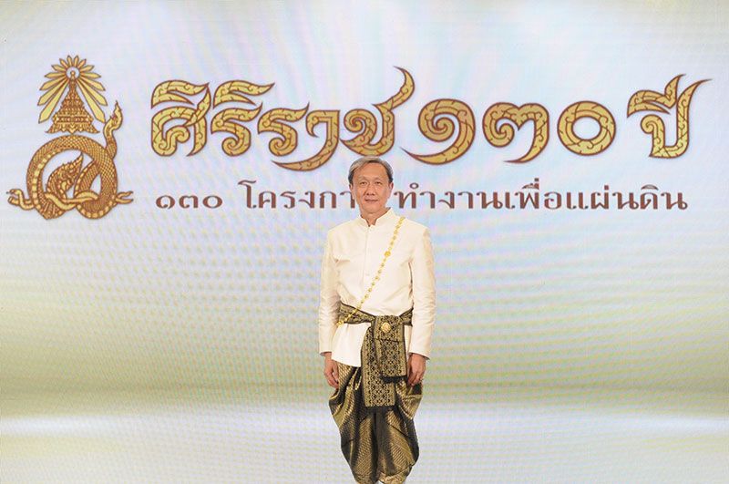 ศาสตราจารย์ ดร.นายแพทย์ประสิทธิ์ วัฒนาภา คณบดีคณะแพทยศาสตร์ศิริราชพยาบาล มหาวิทยาลัยมหิดล
