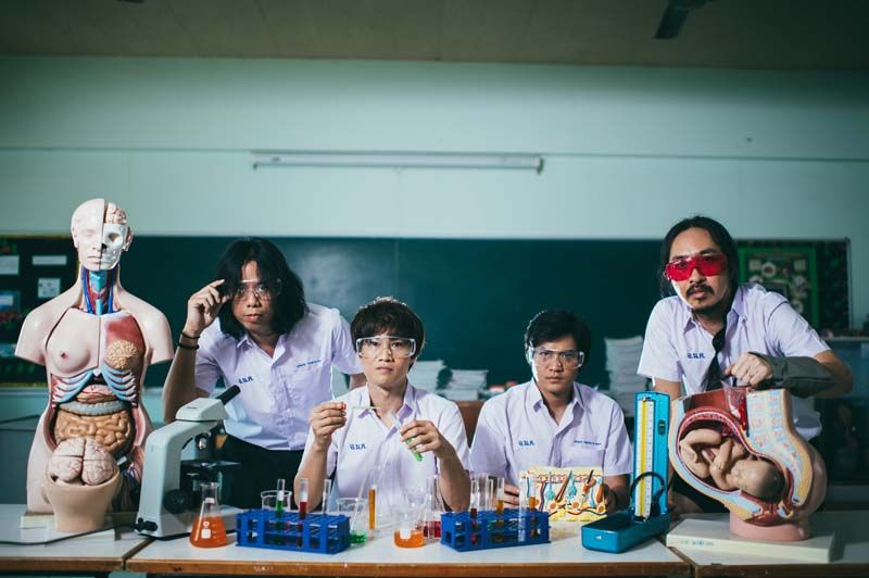 วงพาราด็อกซ์ Back to school