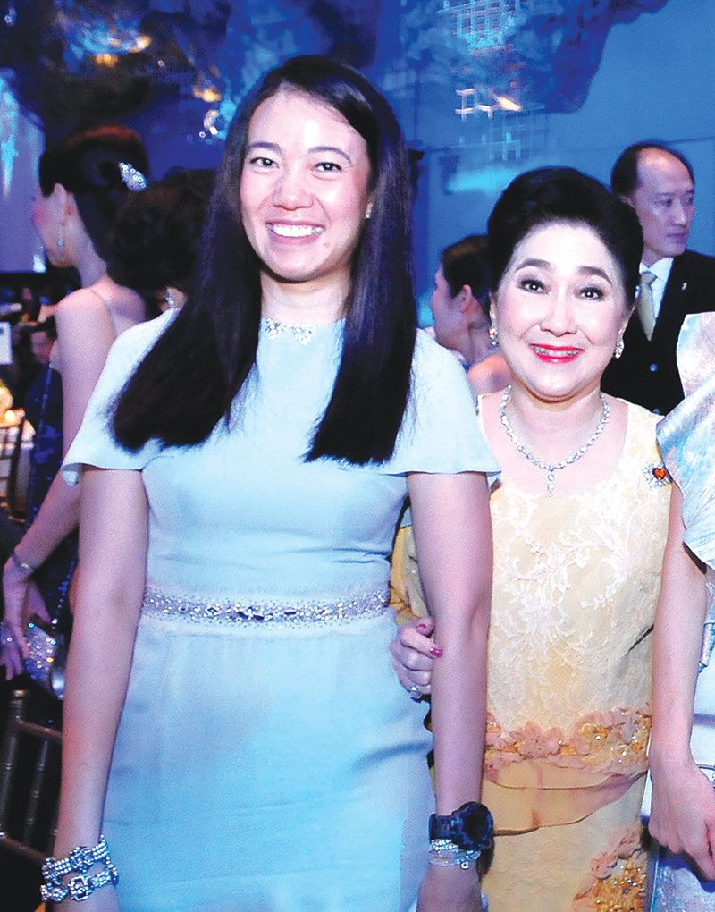 ณัชฐานันท์ รูปขจร กับ ผาณิต พูนศิริวงศ์