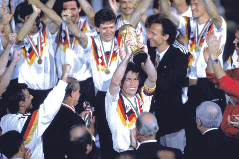 เยอรมนี แชมป์โลก 4 สมัย ปี 1954, 1974, 1990 และ 2014