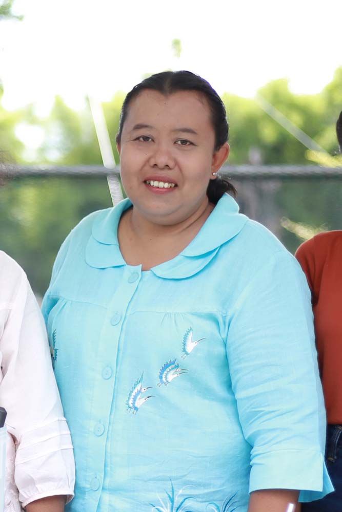 แม่อ้อย ลักษณี เลื่อนล่อง