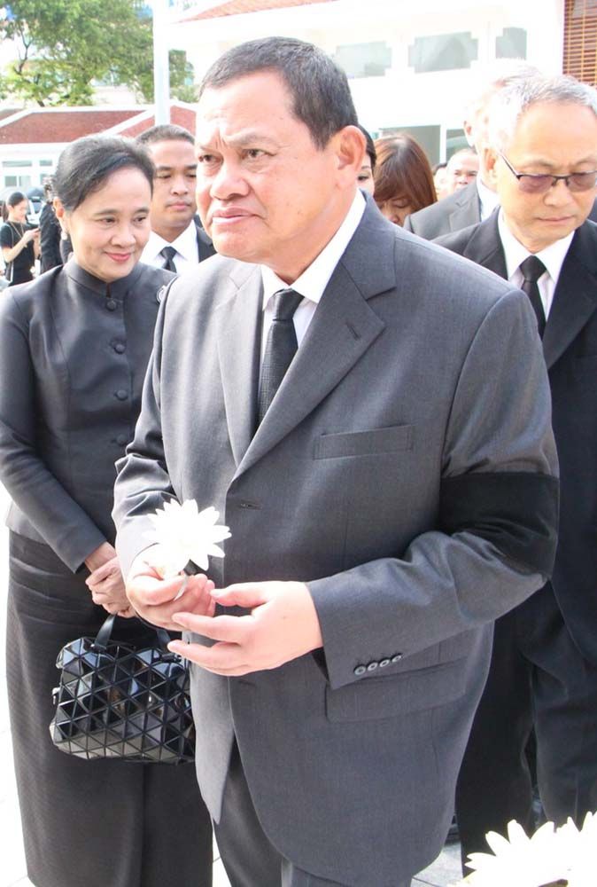 ดร.สมภพ เจริญกุล