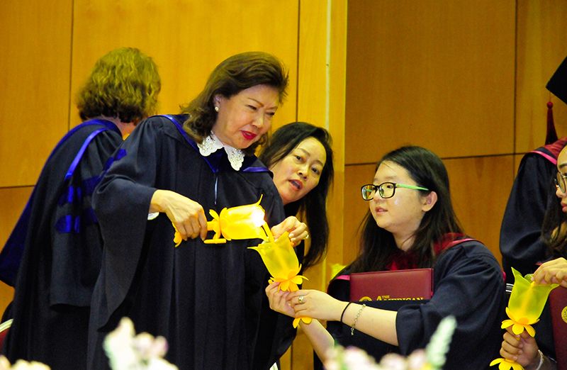 ลักขณา ดิษยะศริน ร่วมพิธีสำเร็จการศึกษาประจำปี
พ.ศ.2561