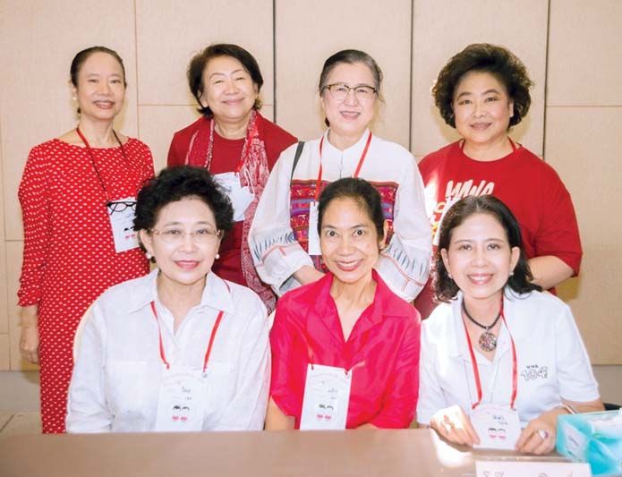 เกษรี กาญจนะวณิชย์, ภัสสรา เกษมสุวรรณ์, ดร.เพ็ญนี
เศรษฐณาค์, ธนิดา ฤทธาคนี, สุดาพร ชุตินธรานนท์, ชรริน ญาณนนท์, ลิสา นะวงศ์