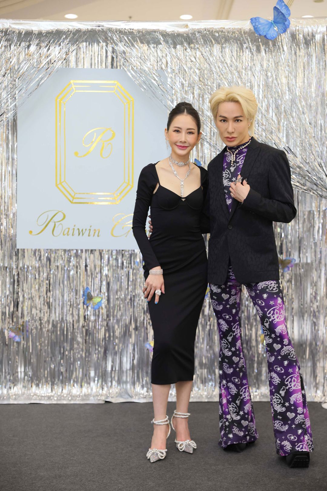 ไรวินทร์ อิทธิพิชิตพงษ์ ต้อนรับ พัชรวัฒน์
ตระกาลสันติกูล

