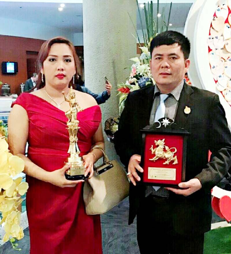 จุไรพร เทพหัสดิน และ ภูมิฐิติพัฒน์ อินทปัตย์ เทพหัสดิน