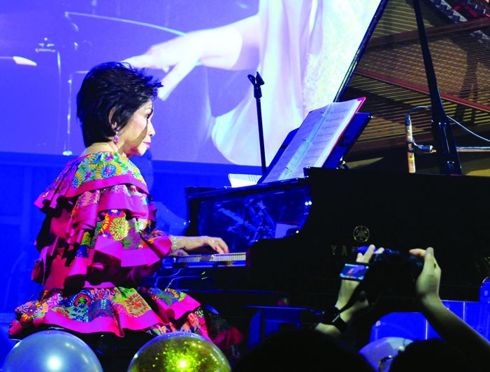 สุภาพรรณ พิชัยรณรงค์สงคราม โชว์การเล่นเปียโน