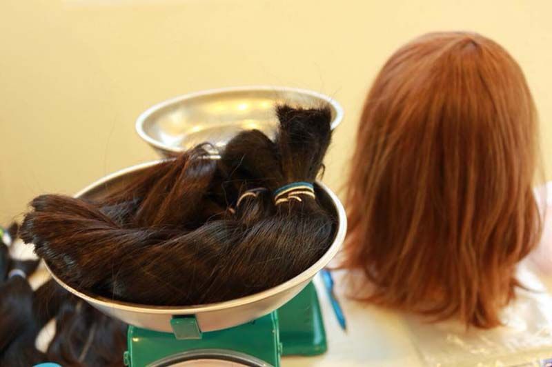 เส้นผมที่ได้รับบริจาคทั้งหมด จะนำมาทำวิกผมเพื่อบริจาคให้ผู้ป่วยมะเร็งต่อไป