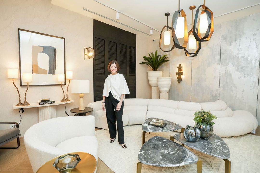 ขวัญ-สู่ขวัญ บูลกุล

