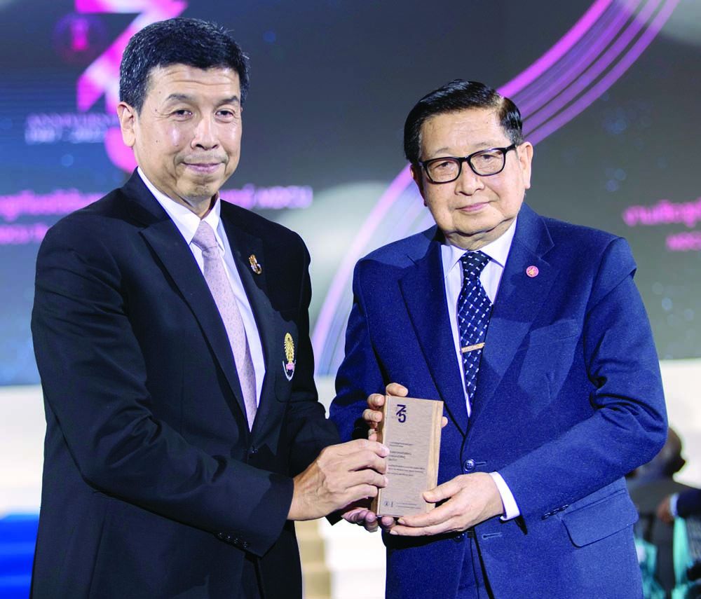 ศ.กิตติคุณ นพ.วิศิษฏ์ สิตปรีชา รับรางวัลเชิดชูเกียรติแพทย์จุฬาฯ ต้นแบบเกียรติยศ

