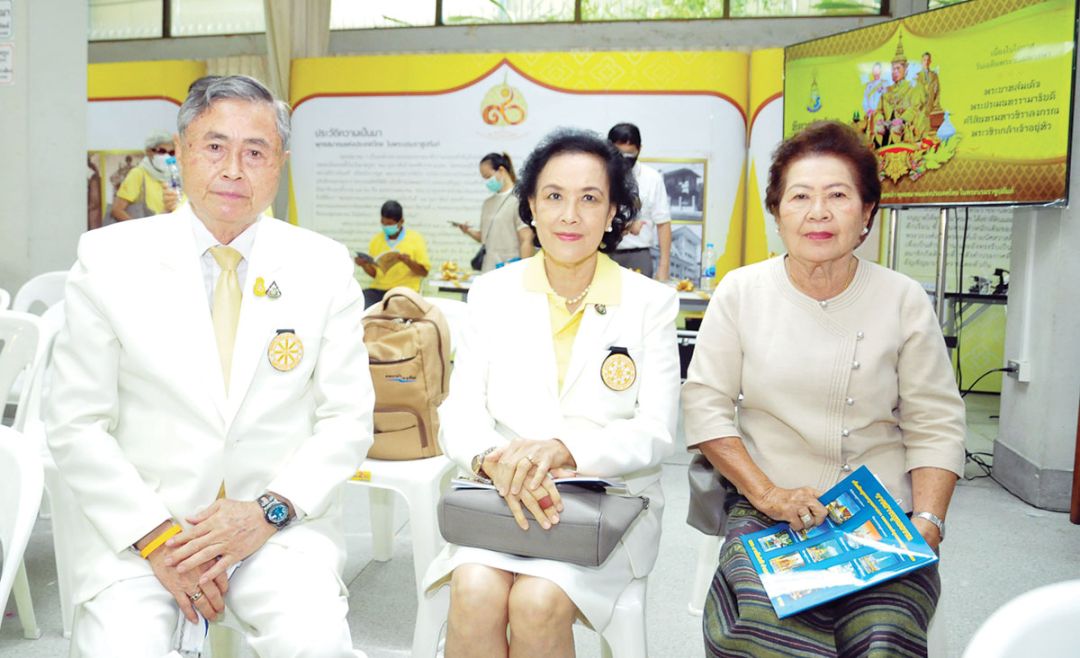 พล.ต.ต.วัสพล-กองกาญจน์ จัยสิน และ จารุวรรณ์ ทวีสิทธิ์

