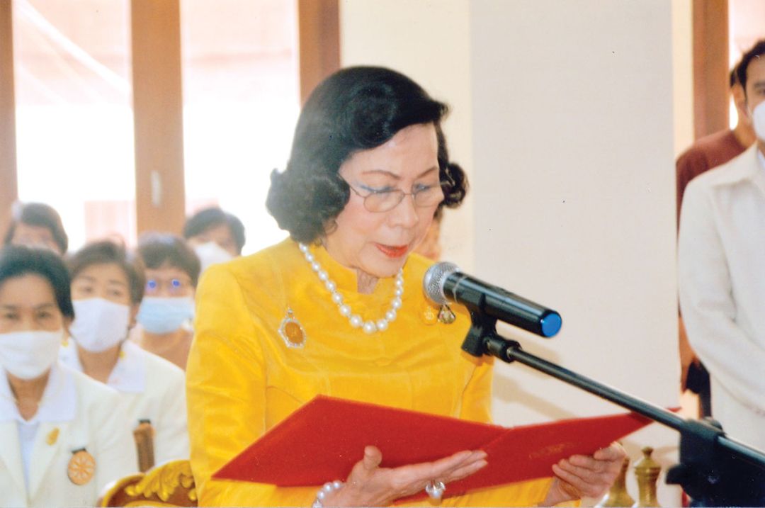 ศ.ดร.ศุลีมาศ สุทธิสัมพัทน์ นายกพุทธสมาคมฯ
กล่าวรายงานวัตถุประสงค์การจัดงาน