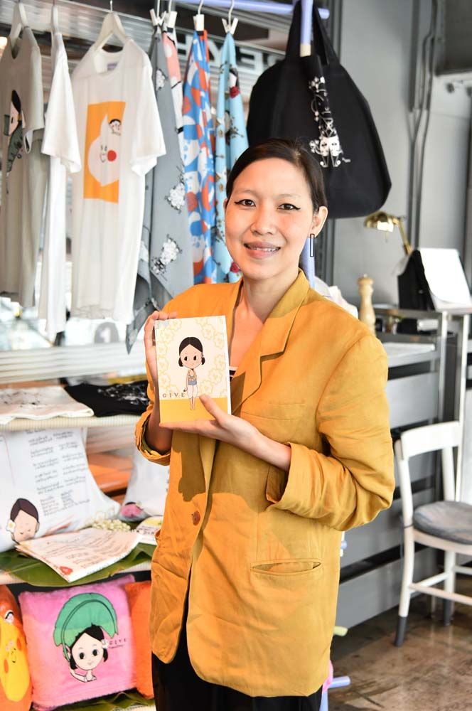 นวล-นวลตอง ประสานทอง