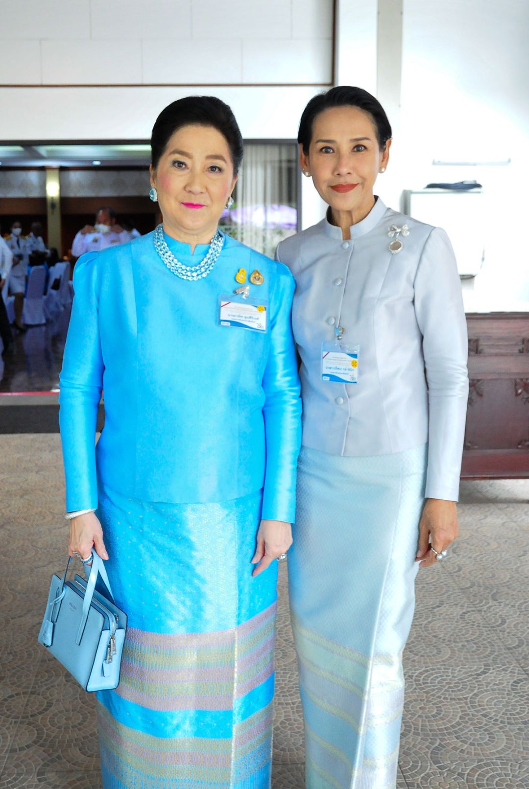 สองคณะกรรมการประชาสัมพันธ์ ผาณิต พูนศิริวงศ์ และ ปริศนา กล่ำพินิจ

