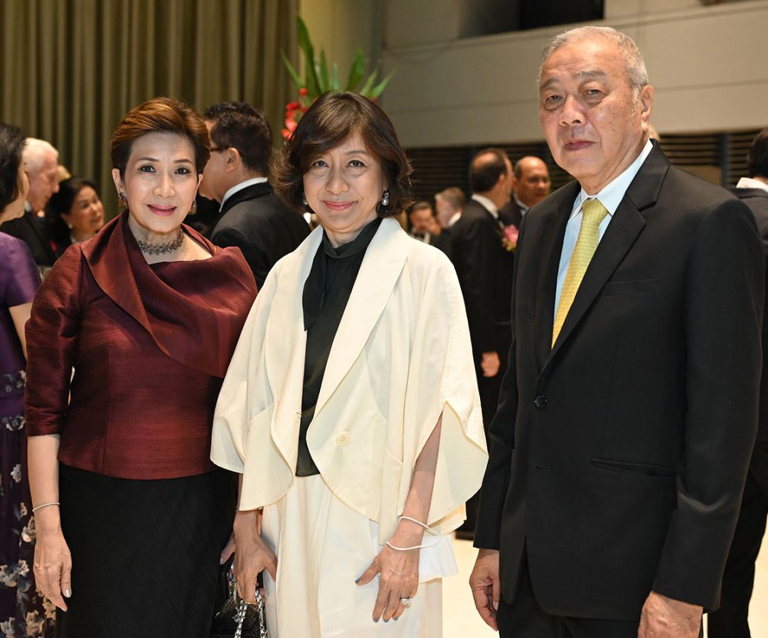 เพชรพริ้ง สารสิน, เอื้อเอ็นดู ดิศกุล ณ อยุธยา, ม.ร.ว.ดำรงดิศ ดิศกุล

