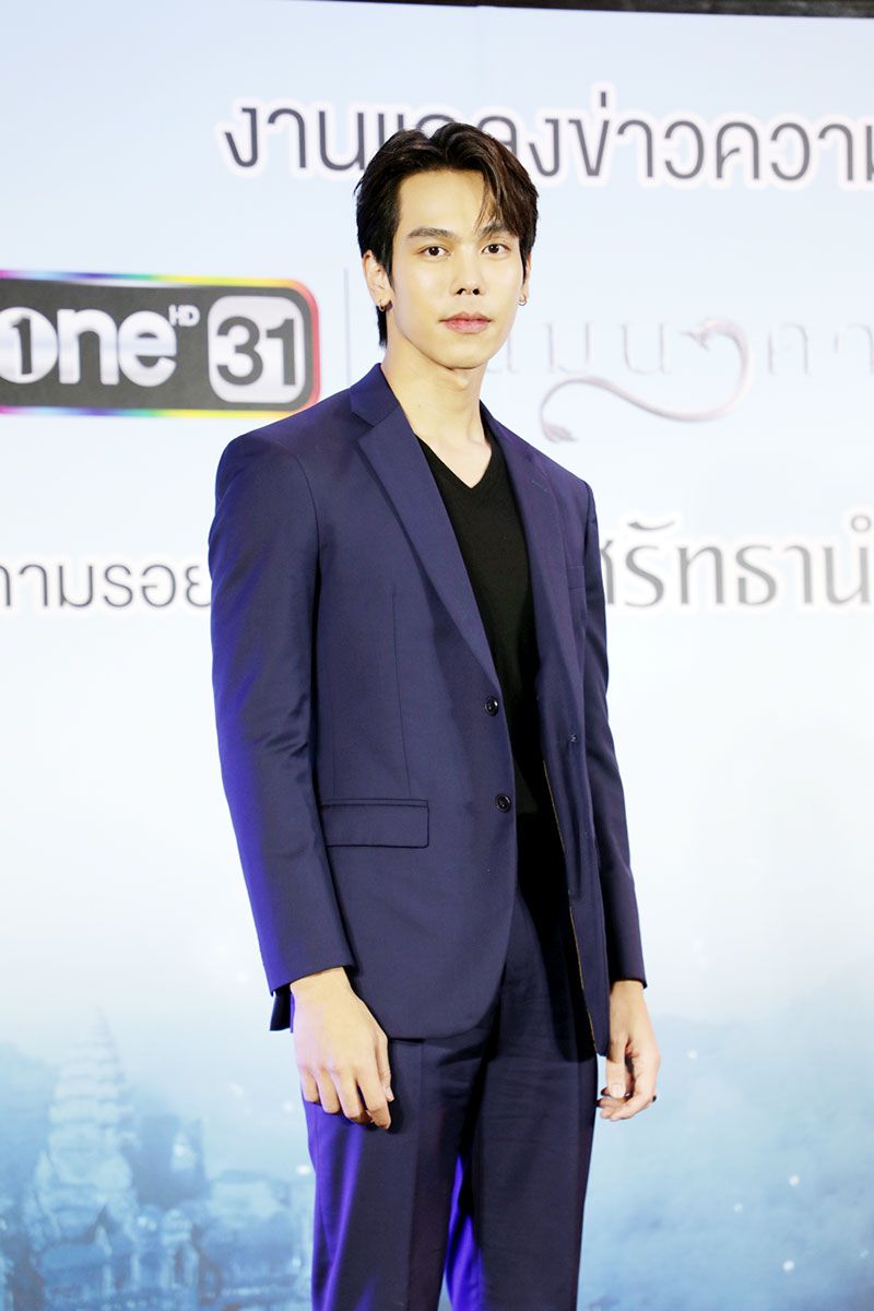 ตรี-ภรภัทร ศรีขจรเดชา