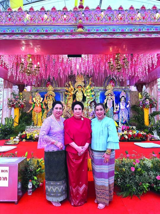 สามศรีพี่น้อง สุมนา อภินรเศรษฐ์, ภานุมาตีฐต์ สมุทรคีรีจ์, ปัทมาวดี สิงหศิวานนท์