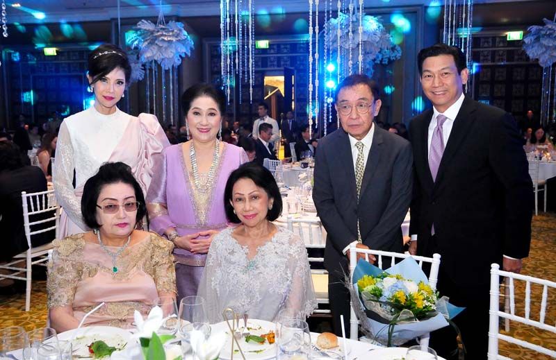 วาณี ชุณหะวัณ, ผ่องลักษณ์ ประศาสน์วินิจฉัย, ชื่นกมล ทัพพะรังสี, 
ผาณิต พูนศิริวงศ์, ธรรมนูญ เชี่ยวสกุล และ ดร.ปานปรีย์ พหิทธานุกร

