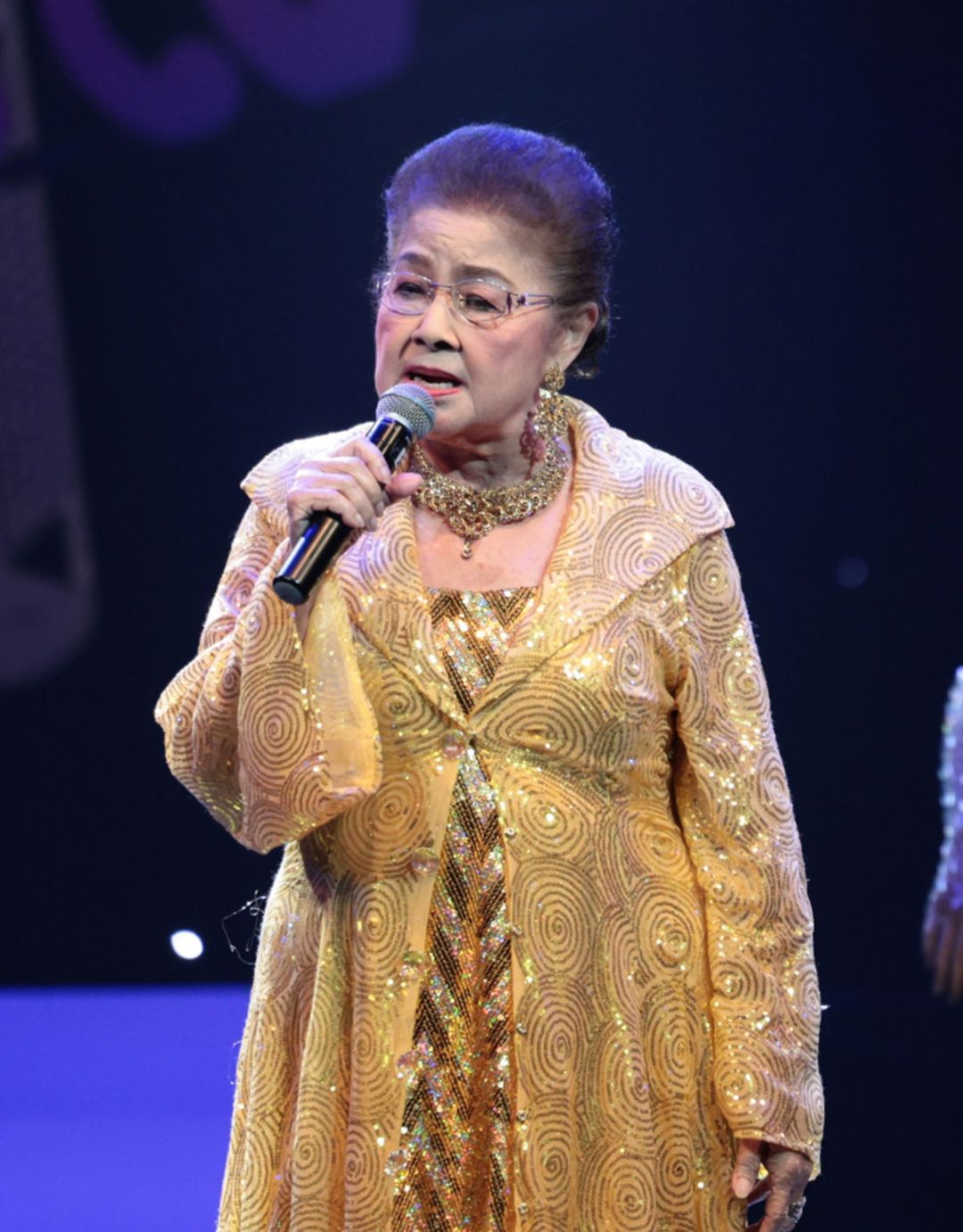 ขวัญจิต ศรีประจันต์ (ศิลปินแห่งชาติ)

