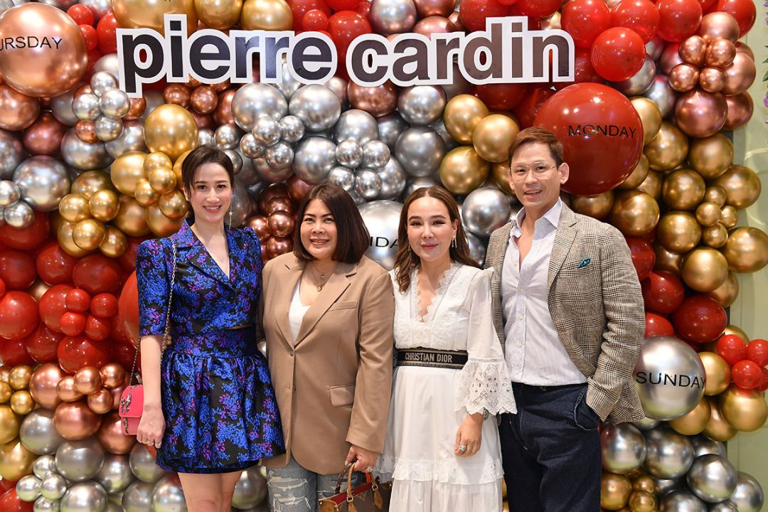 นันทวิมล พลพานิช, ปัทมวดี เสนาณรงค์, ปุณณภา เตชะโรจน์กุล,
คุณาคม พลพานิช