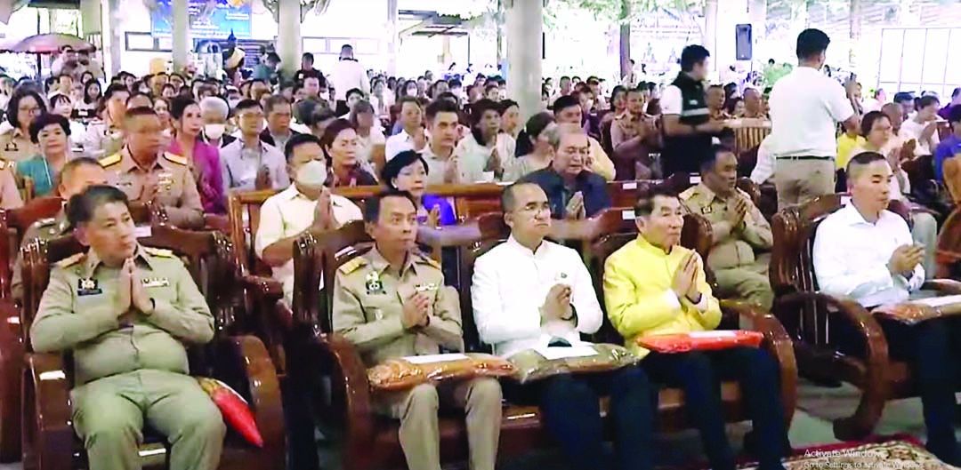 บรรยากาศในงานมีที่ปรึกษา พร้อมด้วยคณะกรรมการและผู้มีจิตศรัทธาร่วมในงาน