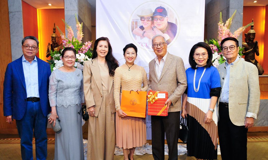 บรรพต-อัญชลี หงษ์ทอง, เพ็ญนิภา ทัพพะรังสี และ สิริพร-อดิศักดิ์ ภาณุพงศ์ ร่วมแสดงความยินดี

