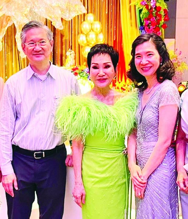 ชาติศิริ-ณินทิรา โสภณพนิช ร่วมอวยพร