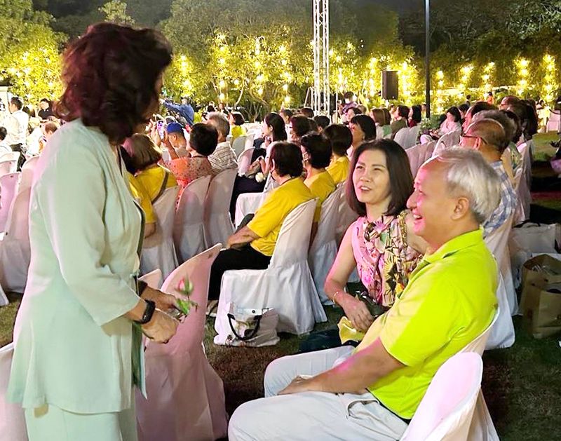 กรรมการสวนหลวง ร.9 เจนวิทย์-อรวรรณ คราประยูร

