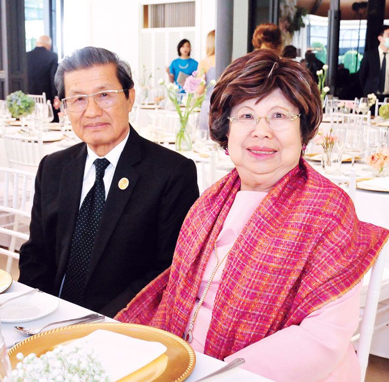 นคร-มาลีรัตน์ ปลื้มจิตรชม