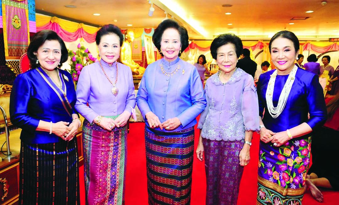 จารุนันท์ อึ้งภากรณ์, อโนมา วิจิตรวิกรม, เพ็ญพักตร์ ศรีทอง,
พญ.สุวณี รักธรรม และ พล.ต.ญ.ดร.อังคณา สุเมธสิทธิกุล
