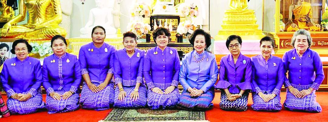 เพ็ญพักตร์ ศรีทอง, พรทิพย์ ตั้งกีรติ และคณะสมาคมแม่ดีเด่นฯ พระนครศรีอยุธยา