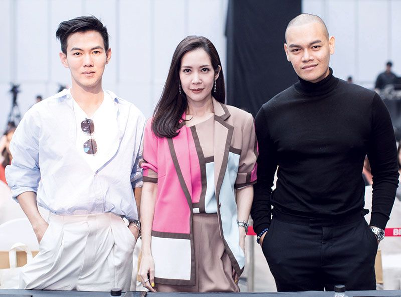 ธนฤทธิ์ แสงสิน, ตวงทิพย์ ณ นคร เจนวิท ศรีศรากณ ร่วมเป็นกรรมการตัดสิน

