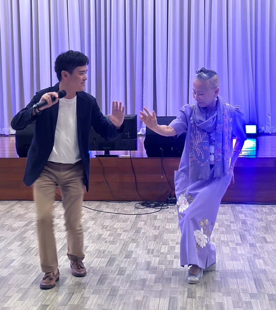 81 อายุเป็นเพียงตัวเลขของ เดือน ปิยะมาลย์มาศกับครูสปาย-ภาสกรณ์ รุ่งเรืองเดชาภัทร์