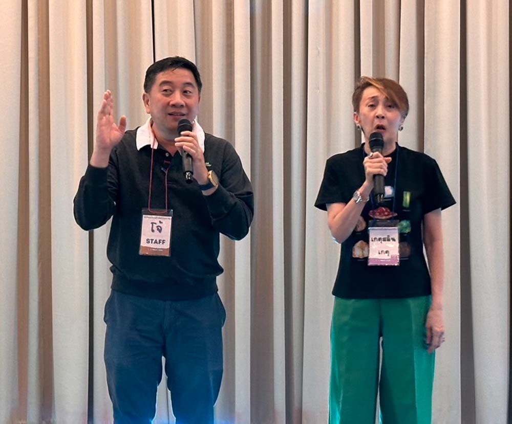 เกตุสลิน เตชะวิเศษ ขึ้นเวทีด้วยความมั่นใจกับดีเจโจ้-เฉลิมศักดิ์ อังศุพันธุ์

