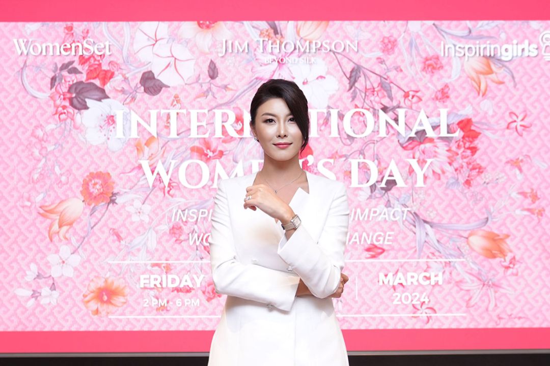 จูลี แคนเซลโลนี

