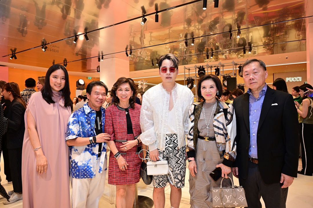 สุทธิภัค จิราธิวัฒน์, สุริยน ศรีอรทัยกุล, สุรีย์ รัตนหิรัญญา

