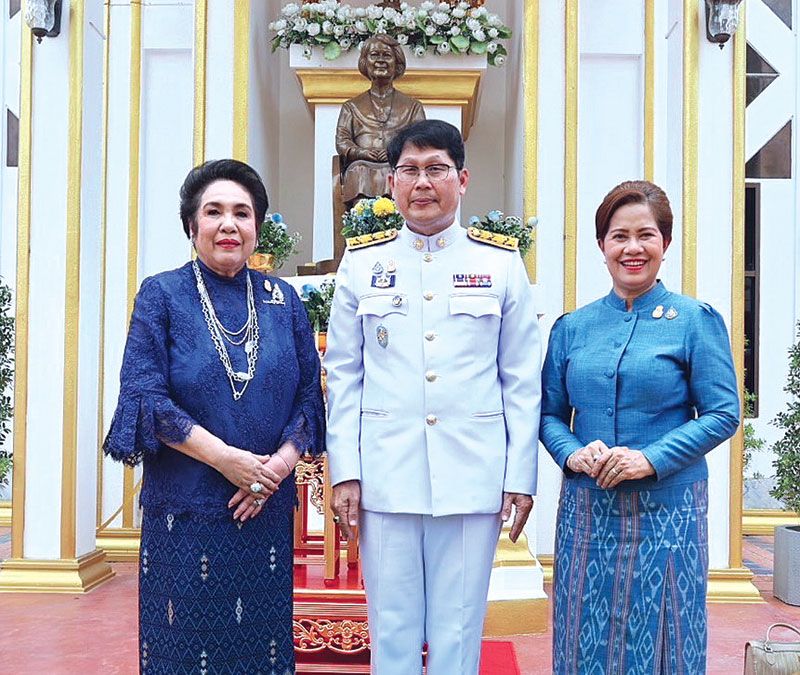 ทวี-วราภรณ์ เสริมภักดีกุล,สุมนา อภินรเศรษฐ์

