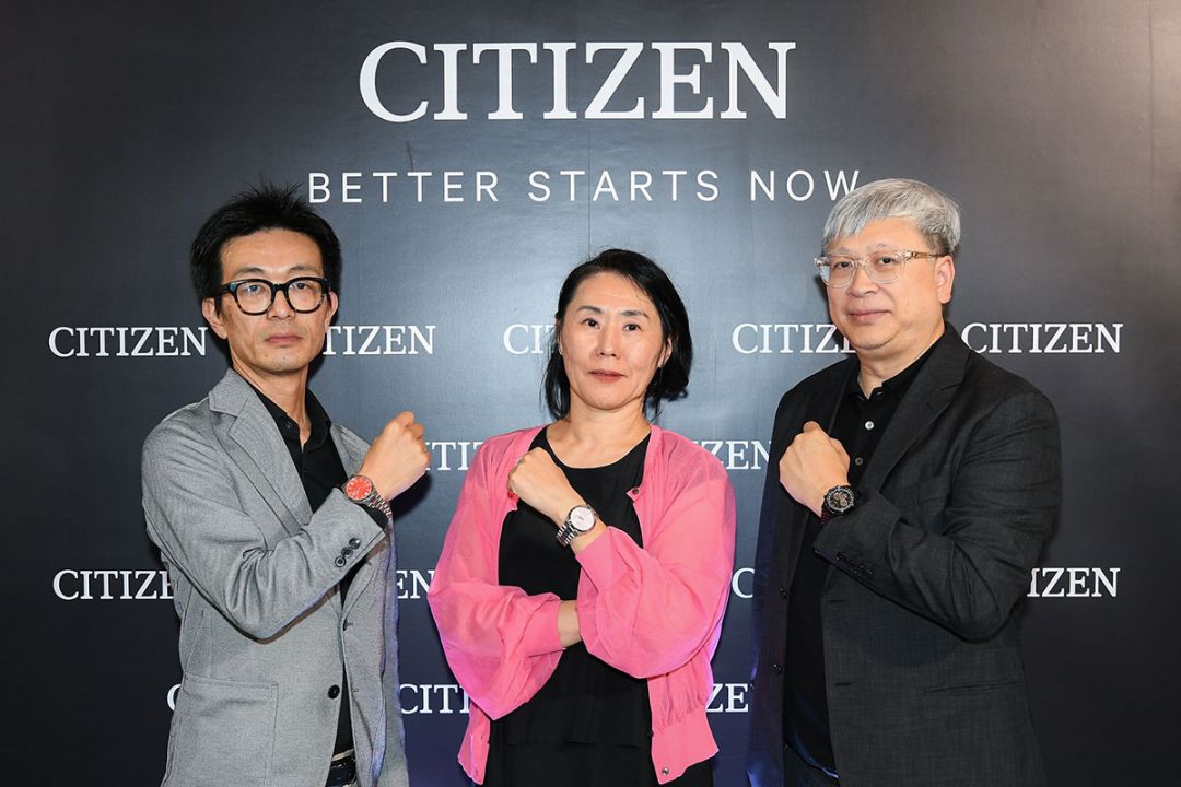 ซาโตชิ อิเคยามะ และ ชิโอริ ทาคาฮาชิ ผู้บริหาร CITIZEN ประจำฮ่องกง, ลอว์เรนซ์ คุช