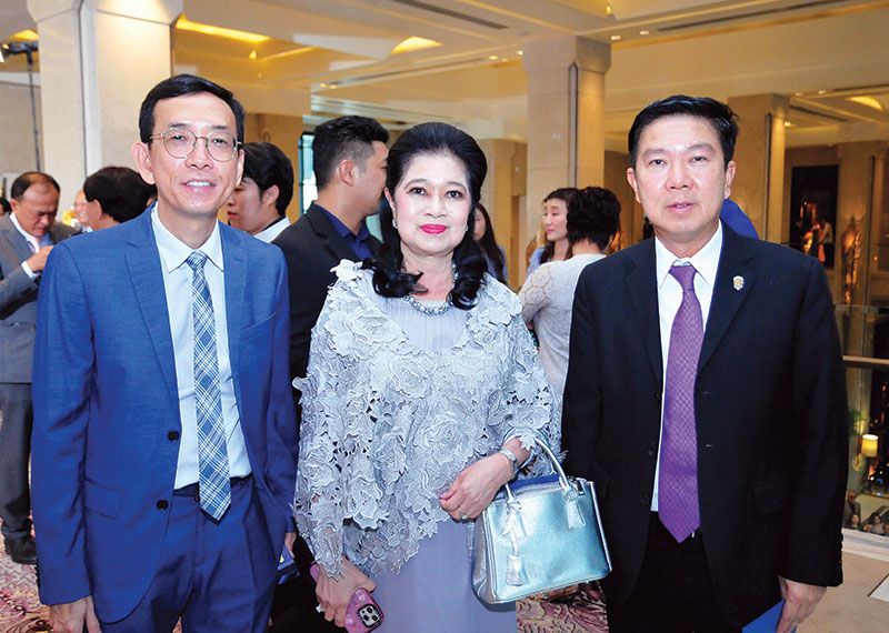 สมสุข ศรีสถิตย์วัฒนา, ฉัตรสุดา จันทร์ดียิ่ง, มนตรี กนกวารี

