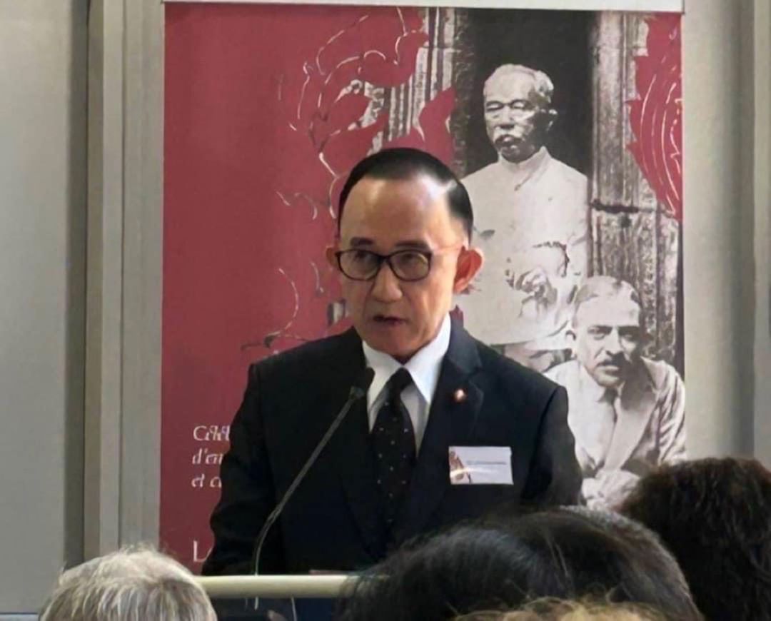 ม.ล.ปนัดดา ดิศกุล

