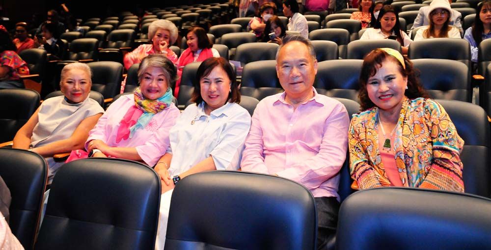 เนตรนภิศ ตั้งตรงวัฒนา, สุกัญญา ประจวบเหมาะ, วรรณี ทรัพย์บุญเกิด, วีรยุทธ ศุภพิพัฒน์ และ วนาลี ลีกาญจนากร